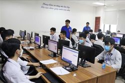 Tạo sân chơi lành mạnh cho thanh, thiếu nhi yêu thích công nghệ thông tin