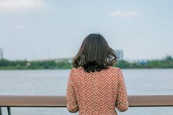 Tìm được chân tình sau khi bị bạn trai cuồng yêu tạt axit đến mù lòa, biến dạng chỉ vì từ chối lời cầu hôn