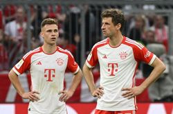 Bayern thua ngược Leipzig, cờ đến tay Dortmund