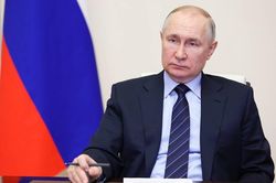 Tổng thống Putin chúc mừng quân đội Nga kiểm soát hoàn toàn Bakhmut