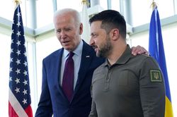 Tổng thống Biden sẽ gặp người đồng cấp Ukraine tại Nhật Bản