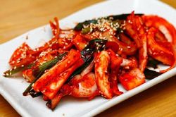 Món ngon cuối tuần: Đổi vị với mực trộn chua ngọt thanh mát, dễ làm