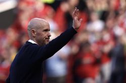 HLV Ten Hag khen ngợi Casemiro sau trận thắng Bournemouth