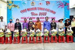 Phiên chợ nghĩa tình cù lao năm 2023