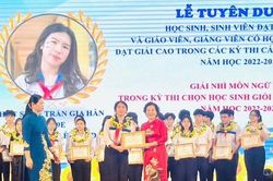 Tuyên Quang: Tuyên dương, khen thưởng 190 học sinh, sinh viên đạt giải trong các kỳ thi chọn học sinh giỏi