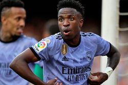 Vinicius bị phân biệt chủng tộc, nói thẳng sự thật phũ phàng về La Liga và Tây Ban Nha
