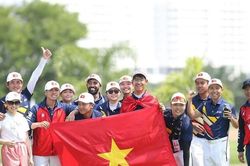 Đội tuyển golf Việt Nam nhận thưởng lớn sau kỳ SEA Games lịch sử