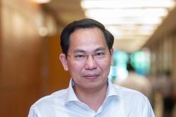 Bí thư Thành ủy Cần Thơ làm Chủ nhiệm Ủy ban Tài chính - Ngân sách