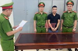 Khởi tố đối tượng mua bán vảy tê tê