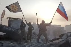 Ukraine tìm cách bao vây Bakhmut sau khi Nga kiểm soát thành phố
