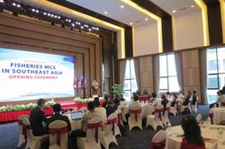 Trường Đại học Nha Trang: Đào tạo về chống khai thác hải sản bất hợp pháp