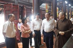 Lãnh đạo Hà Nội chúc mừng Hội đồng chứng minh Giáo hội Phật giáo Việt Nam