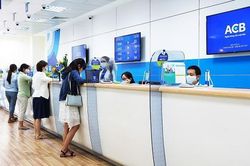 Chứng khoán 23/5: Một cổ phiếu ngân hàng được sang tay với khối lượng 'khủng'