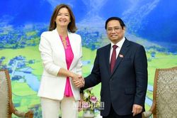 Thủ tướng Phạm Minh Chính tiếp Phó Thủ tướng, Bộ trưởng Ngoại giao Slovenia
