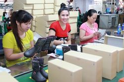 Đóng BHXH muộn, lương hưu có đủ sống?
