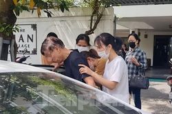 Nhiều cụ già bất ngờ bị mời ra khỏi viện dưỡng lão dù đã đóng hàng trăm triệu