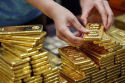 Giá vàng hôm nay (23/5): Bất ngờ lao dốc