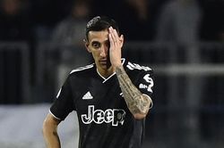 Juventus bị trừ 10 điểm, văng khỏi top 4 Serie A