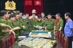 Triệt phá hai đường dây mua bán, vận chuyển ma túy từ Lào vào Thanh Hóa