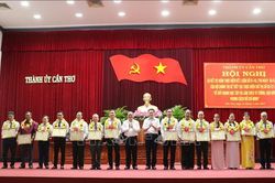 Học và làm theo Bác: Nâng cao tinh thần trách nhiệm, năng động, sáng tạo