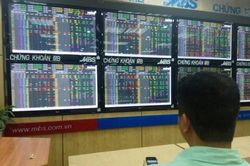 Khối ngoại liên tiếp bán ròng 3 phiên