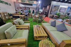 Doanh nghiệp gỗ xúc tiến tìm đơn hàng qua hội chợ
