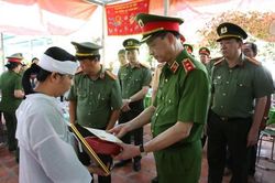 Cấp Bằng Tổ quốc ghi công cho Thiếu tá CSGT ở Long An hy sinh khi làm nhiệm vụ