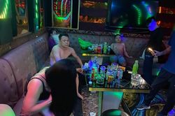 Hà Tĩnh: Khởi tố nhóm thanh niên mở 'tiệc' ma túy tại quán Karaoke