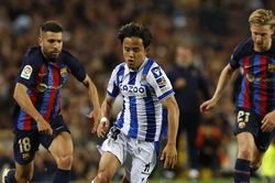 Kết quả bóng đá hôm nay 24/5: Barca thất bại sau ngày nhận Cúp vô địch