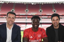 Bukayo Saka nhận lương cao nhất Arsenal