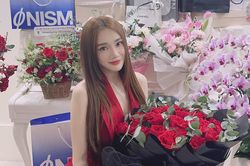 Nhã Phương mang thai tháng thứ 5, đẹp nhưng gây tranh cãi vì chi tiết này