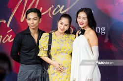 Khánh Thi khệ nệ bụng bầu, cùng ông xã - Phan Hiển đến chúc mừng 'ngày vui' của Văn Mai Hương