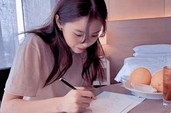 'Chia phe' trước quan điểm: Cật lực làm việc không màng nghỉ ngơi, sống vậy có đáng không?