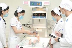Xét tuyển ngành Y bằng môn Văn: Lo ngại hệ lụy từ việc tuyển sinh bằng tổ hợp 'lạ'