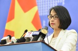 Yêu cầu Trung Quốc rút tàu Hướng Dương Hồng 10 và các tàu hải cảnh, tàu cá ra khỏi vùng biển Việt Nam