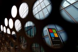 Động thái mới của Microsoft nhằm 'thu hẹp' khoảng cách với Google