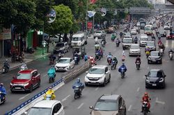 Hà Nội lập 8 'lô cốt' trên đường Nguyễn Trãi