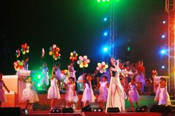 1.653 drone trình diễn ánh sáng trong đêm khai mạc Festival biển Nha Trang