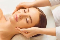 4 lợi ích khi đưa massage mặt vào quy trình chăm sóc da