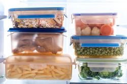 Cách giảm thiểu thức ăn dư thừa hiệu quả và tiết kiệm