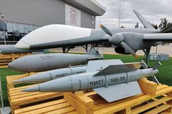 Nga âm thầm thử nghiệm UAV hai động cơ hạng nặng Sirius