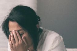Đau đầu nhiều năm, phát hiện khối u ở não to hơn quả trứng vịt
