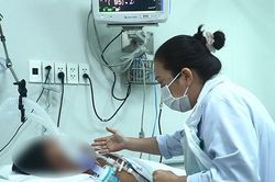 Vụ ngộ độc botulinum: Bác sĩ thông tin diễn biến mới