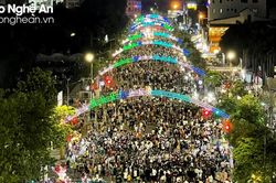Nhiều hoạt động giải trí, ẩm thực đặc sắc tại phố đi bộ Vinh