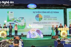 Nhà máy sữa và trang trại bò sữa Vinamilk Nghệ An đạt trung hòa các bon theo tiêu chuẩn quốc tế