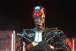 Cựu CEO Google cảnh báo điều đáng sợ nếu không kiểm soát được AI