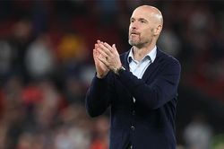 HLV Ten Hag nói gì sau khi đưa MU trở lại Champions League?