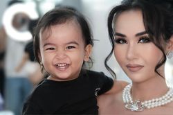 Ái nữ nhà Võ Hạ Trâm khoe khiếu nghệ thuật, chỉ một chi tiết chứng minh sẵn sàng nối nghiệp mẹ