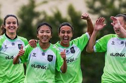 Huỳnh Như xuất hiện trong video tri ân của Lank FC, thần thái không chê vào đâu được