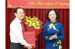 Đồng chí Nguyễn Văn Hiếu giữ chức Bí thư Thành ủy Cần Thơ